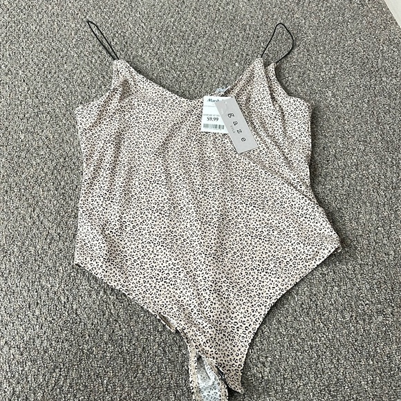 gaze Tops - FINAL PRICE DROP Gaze bodysuit